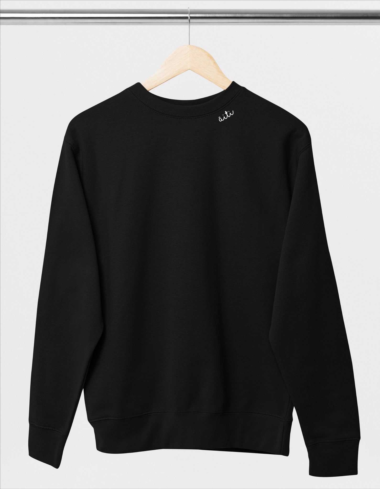 Embroidered Collar Organic Cotton Sweatshirt "Äiti" (FI)