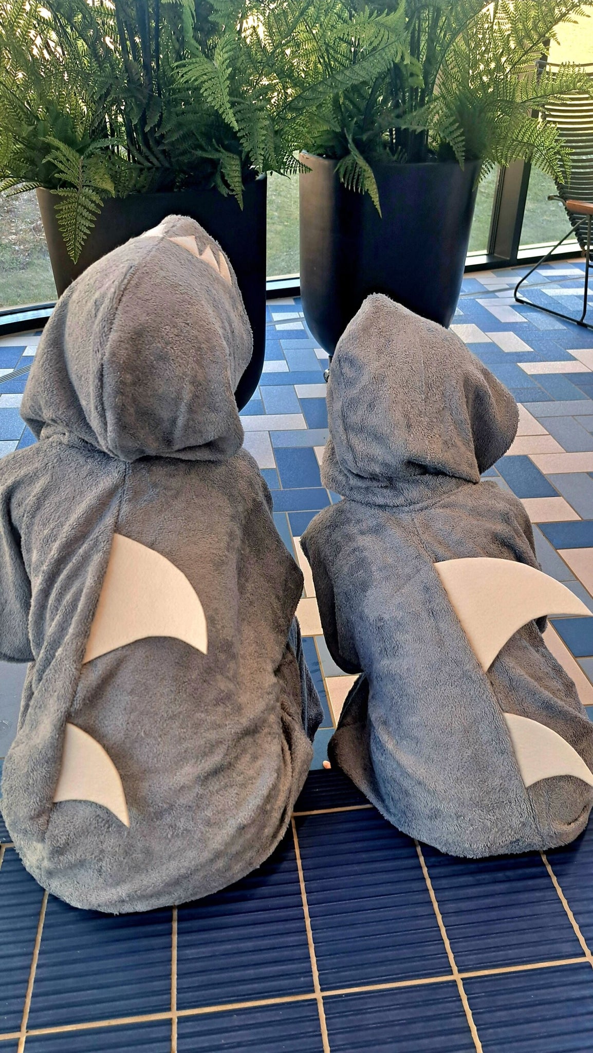 Short-Sleeve Poncho SHARK - For KIDS (Size 122-150)