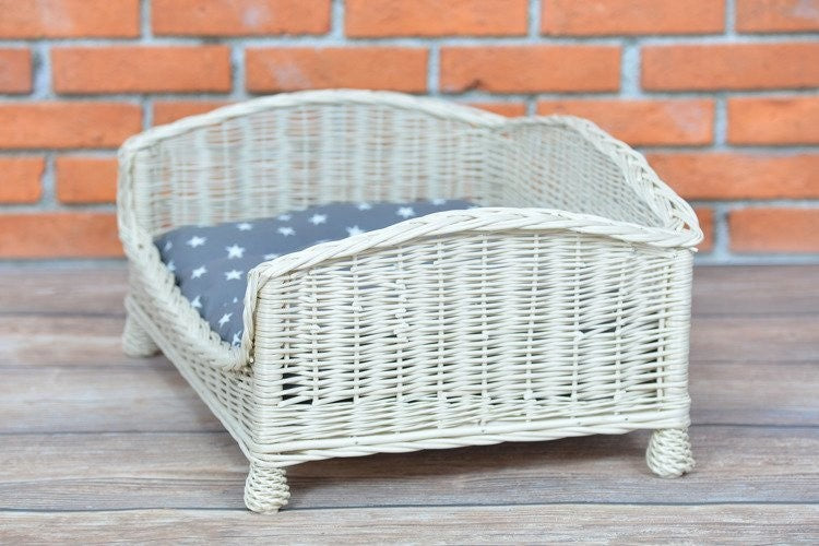 Whitewashed Wicker Pet Bed Alfie With Cushion, 74×52 cm